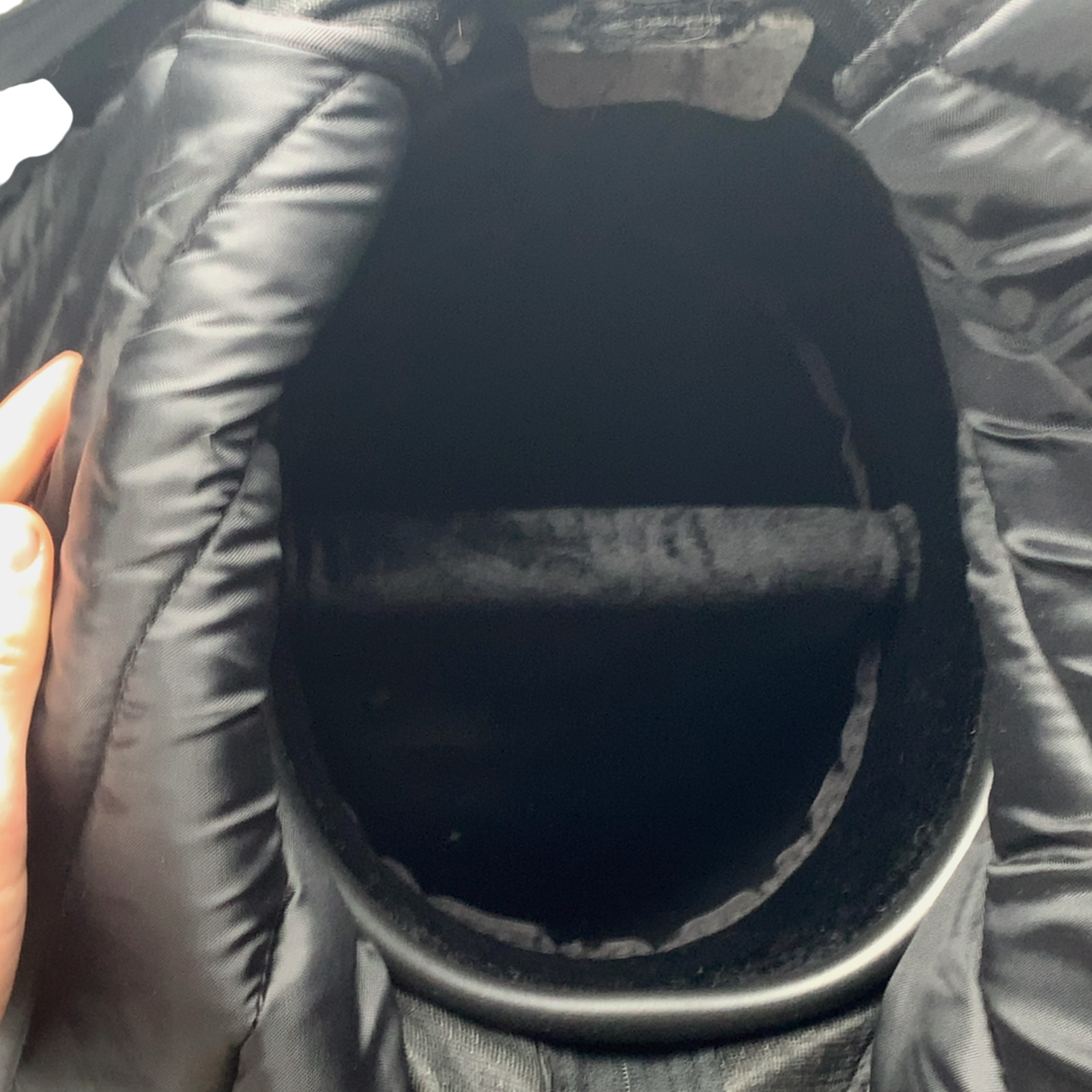 Burton Golf Bag / 2-Rum / Sort