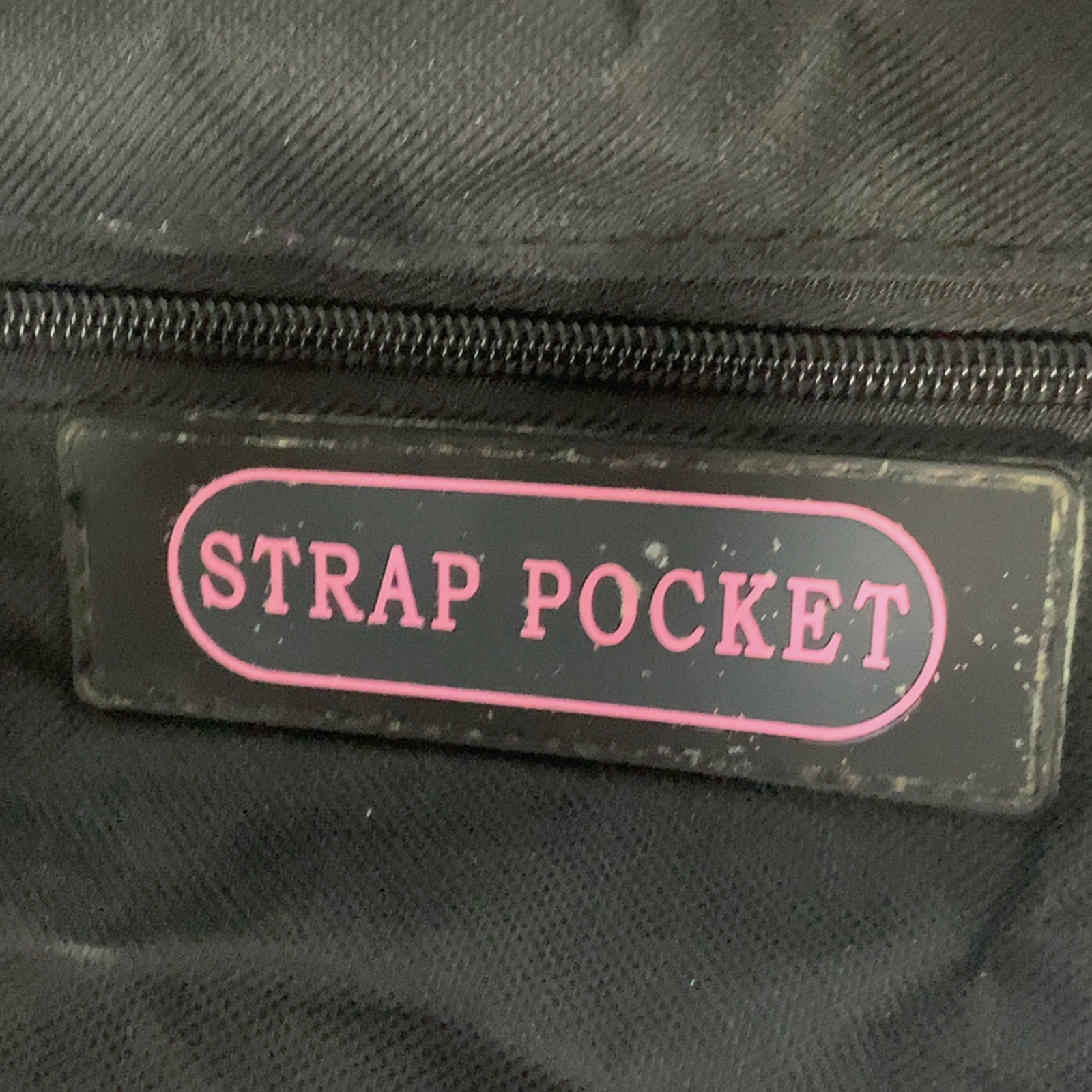 Pink Ribbon Golf Golf Bag / 1-Rum / Sort