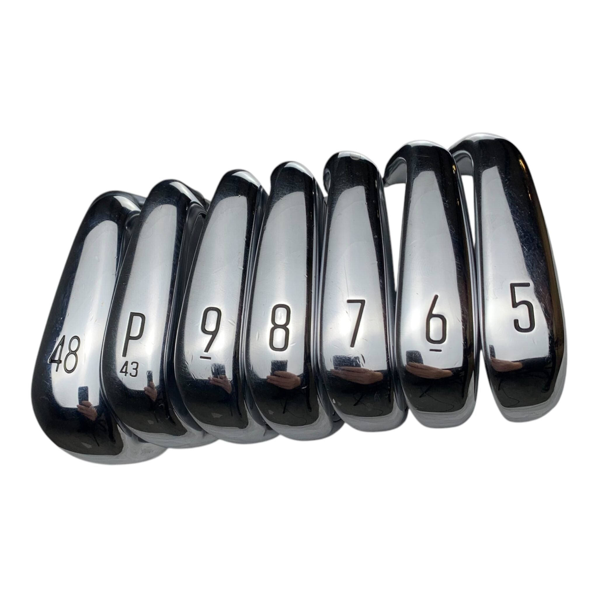 Titleist T200 2023 Jernsæt / Flex Stiff / 5-P + 48'  / Stål